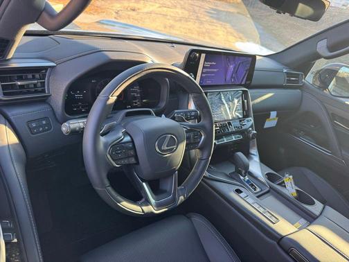 2025 Lexus LX 700h LX 700h LUXURY