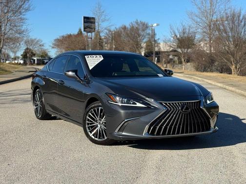 2023 Lexus ES 350 Base