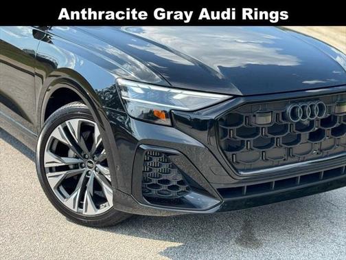 2025 Audi Q8 55 Premium Plus