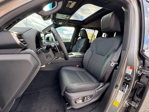 2025 Lexus LX 600 Luxury