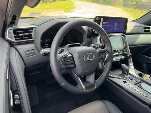 2025 Lexus LX 700h LX 700h OVERTRAIL