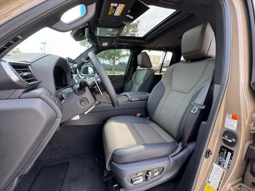 2025 Lexus LX 700h LX 700h OVERTRAIL