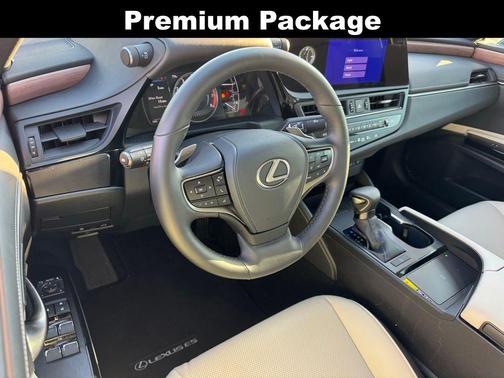 2025 Lexus ES 350 Base