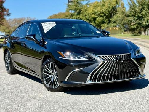 2025 Lexus ES 350 Base