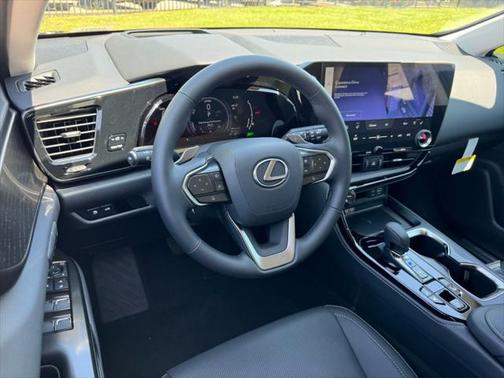 2025 Lexus NX 450h+ NX 450h LUXURY AWD