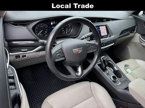 2020 Cadillac XT4 Premium Luxury