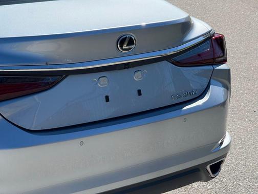 2025 Lexus ES 350 Base