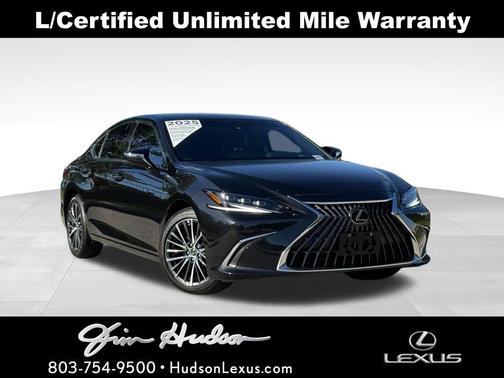 2025 Lexus ES 300h Base