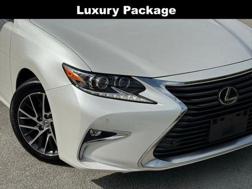 2017 Lexus ES 350 Base