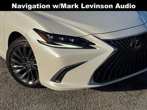 2024 Lexus ES 350 Ultra Luxury