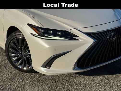 2024 Lexus ES 350 Ultra Luxury