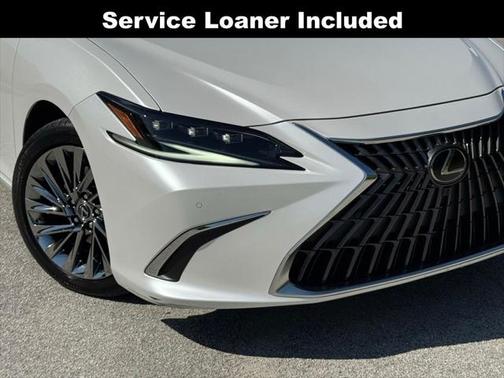 2024 Lexus ES 300h Luxury
