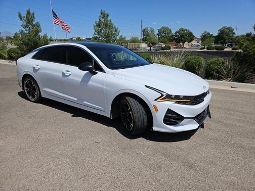 2022 Kia K5 GT-Line