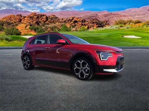 2023 Kia Niro SX Touring