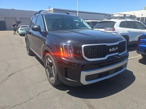 Ebony Black 2023 Kia Telluride EX