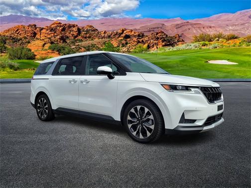 2024 Kia Carnival EX