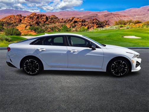 2024 Kia K5 GT-Line