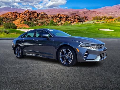 2022 Kia K5 EX