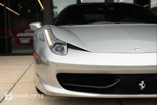 Grigio Titanio Metallic 2011 Ferrari 458 Italia Base