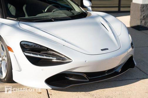 2020 McLaren 720S Base