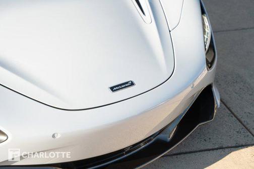 2020 McLaren 720S Base