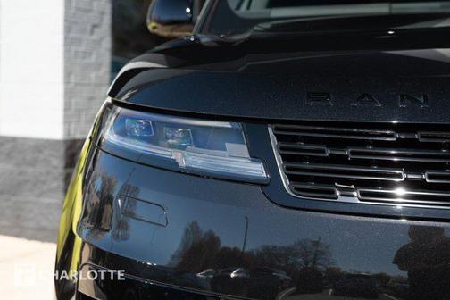 2025 Land Rover Range Rover Sport SE