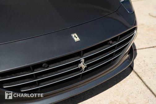 2016 Ferrari California T