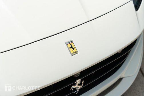 2019 Ferrari Portofino Base