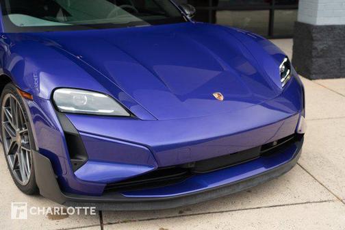 2025 Porsche Taycan Turbo GT