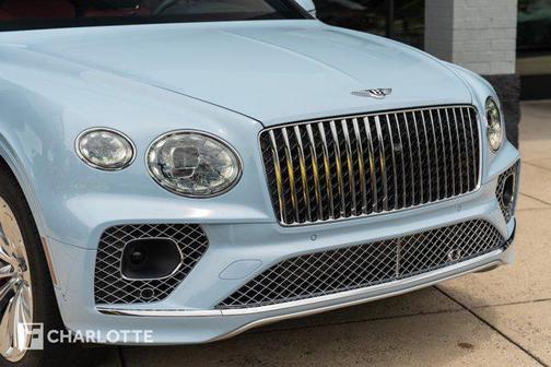 2023 Bentley Bentayga Azure
