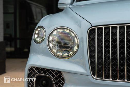 2023 Bentley Bentayga Azure