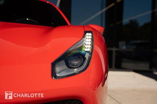 2016 Ferrari 488 GTB Base