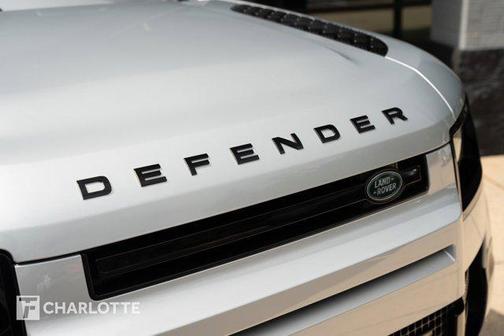 2023 Land Rover Defender 90 X-Dynamic SE