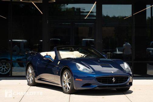 2011 Ferrari California Base