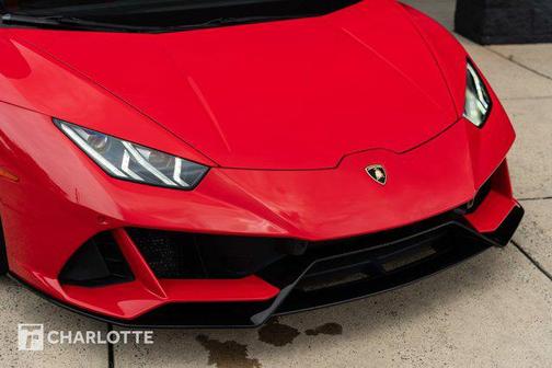 2020 Lamborghini Huracan EVO Base