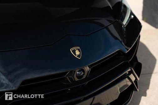 2024 Lamborghini Urus S