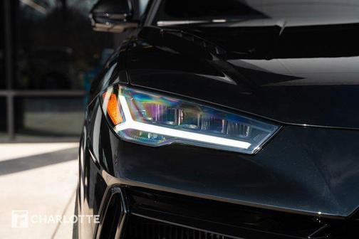 2024 Lamborghini Urus S