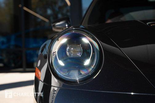 2025 Porsche 911 Carrera