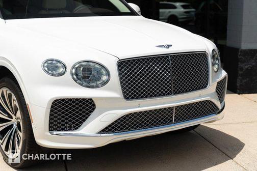 2022 Bentley Bentayga V8