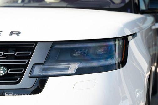 2023 Land Rover Range Rover P400 SE