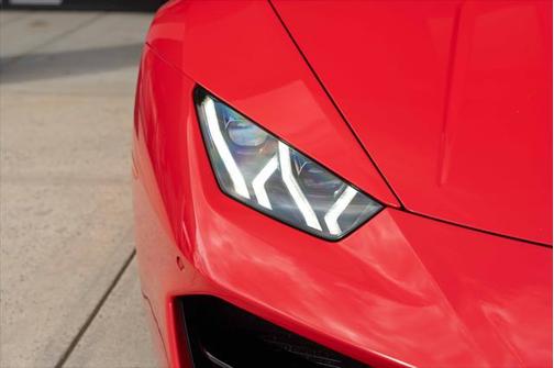 Rosso Mars Metallic 2016 Lamborghini Huracan LP580-2