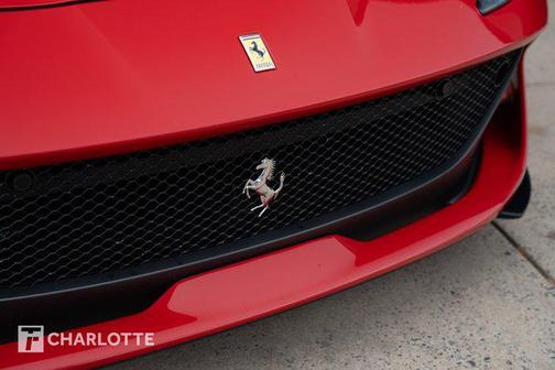 2019 Ferrari 812 Superfast Base