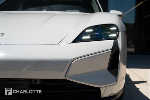Chalk 2025 Porsche Taycan Turbo