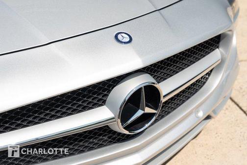 2011 Mercedes-Benz SLS AMG Base