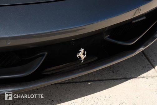2010 Ferrari 458 Italia Base