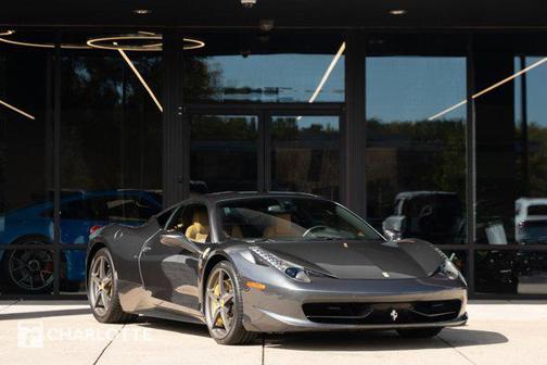 2010 Ferrari 458 Italia Base