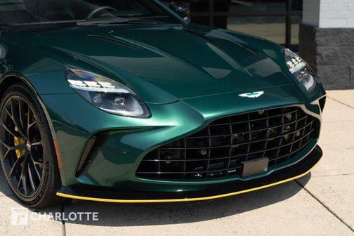 2025 Aston Martin Vantage Base