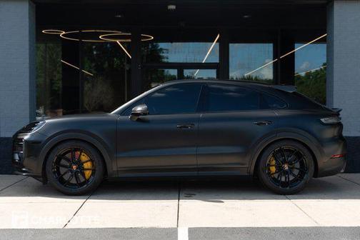2025 Porsche Cayenne Turbo GT