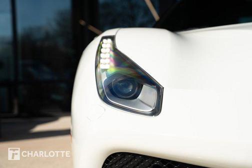 2017 Ferrari 488 GTB Base