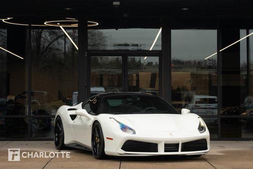 2017 Ferrari 488 GTB Base